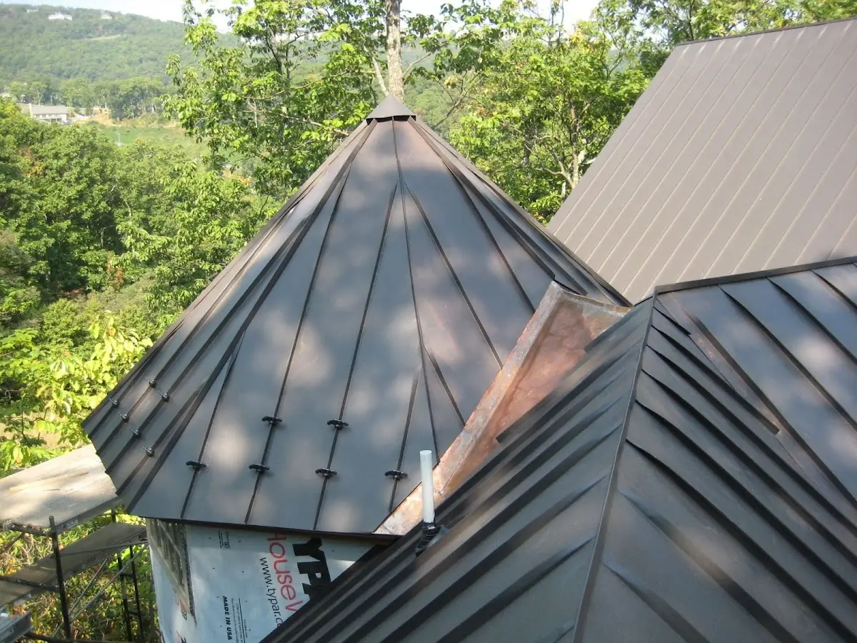 Professional Gutter Cleaning by Craftsman Roofing in Jefferson Park